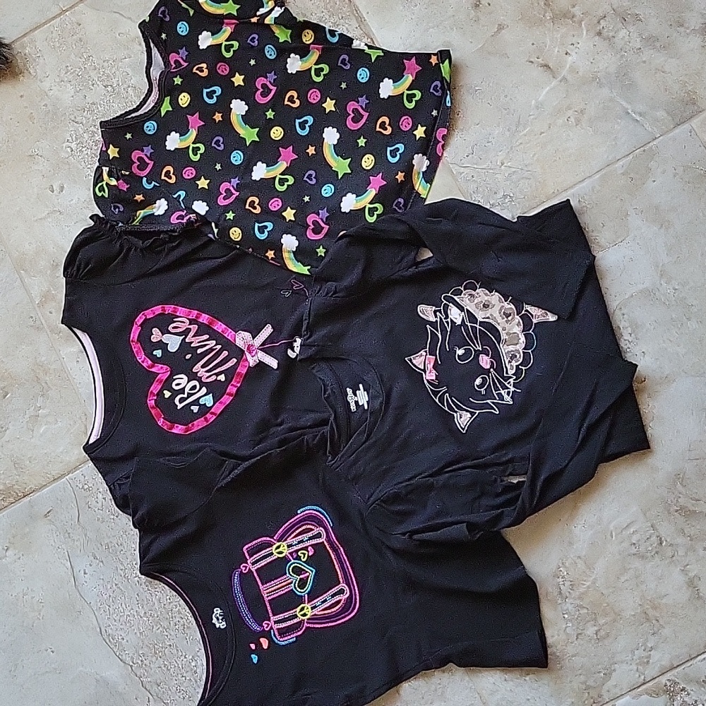 Girls  5T t-shirts bundle.